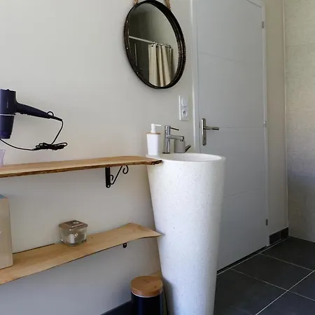 Le Cocon De Lily B&B