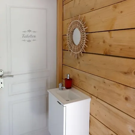 Le Cocon De Lily Saint-Savin (Gironde)