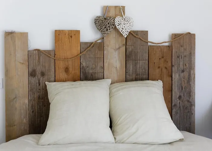 Le Cocon De Lily Bed & Breakfast 3*