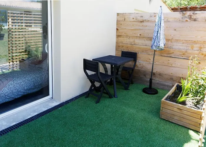 Le Cocon De Lily Bed & Breakfast 3*