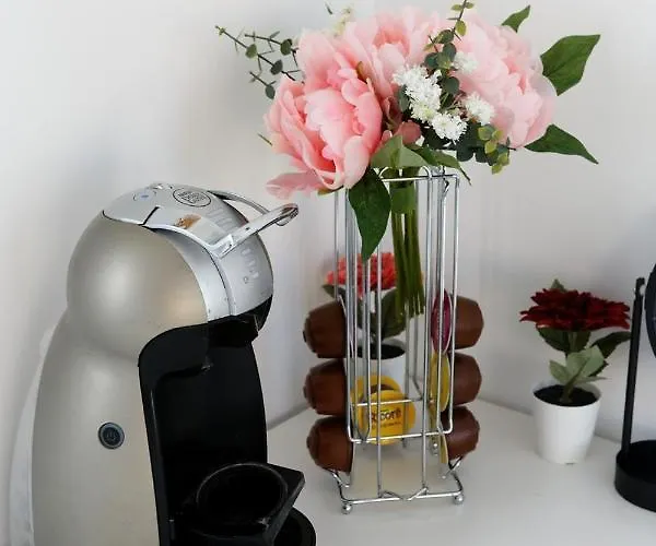 לינה וארוחת בוקר Le Cocon De Lily 3*