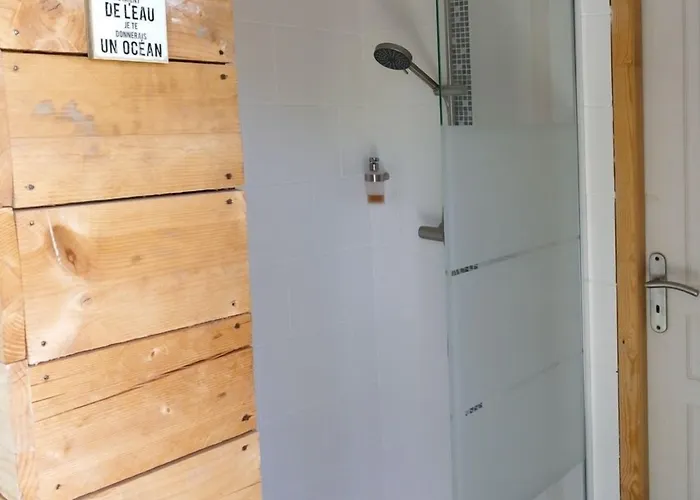 Le Cocon De Lily לינה וארוחת בוקר Saint-Savin (Gironde)